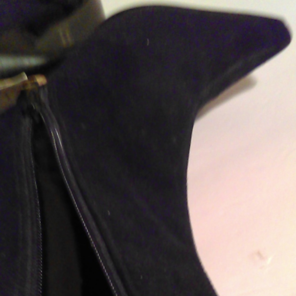 Nature Breeze Black Faux suede boots sz 6 1/2 New! - Picture 4 of 8